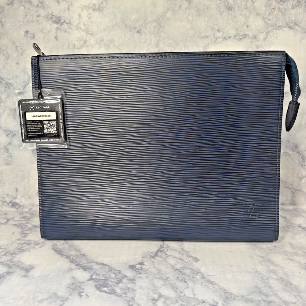 Louis Vuitton Indigo Navy Blue Epi Leather Toiletry Pouch 26 Unisex Zip Bag COA